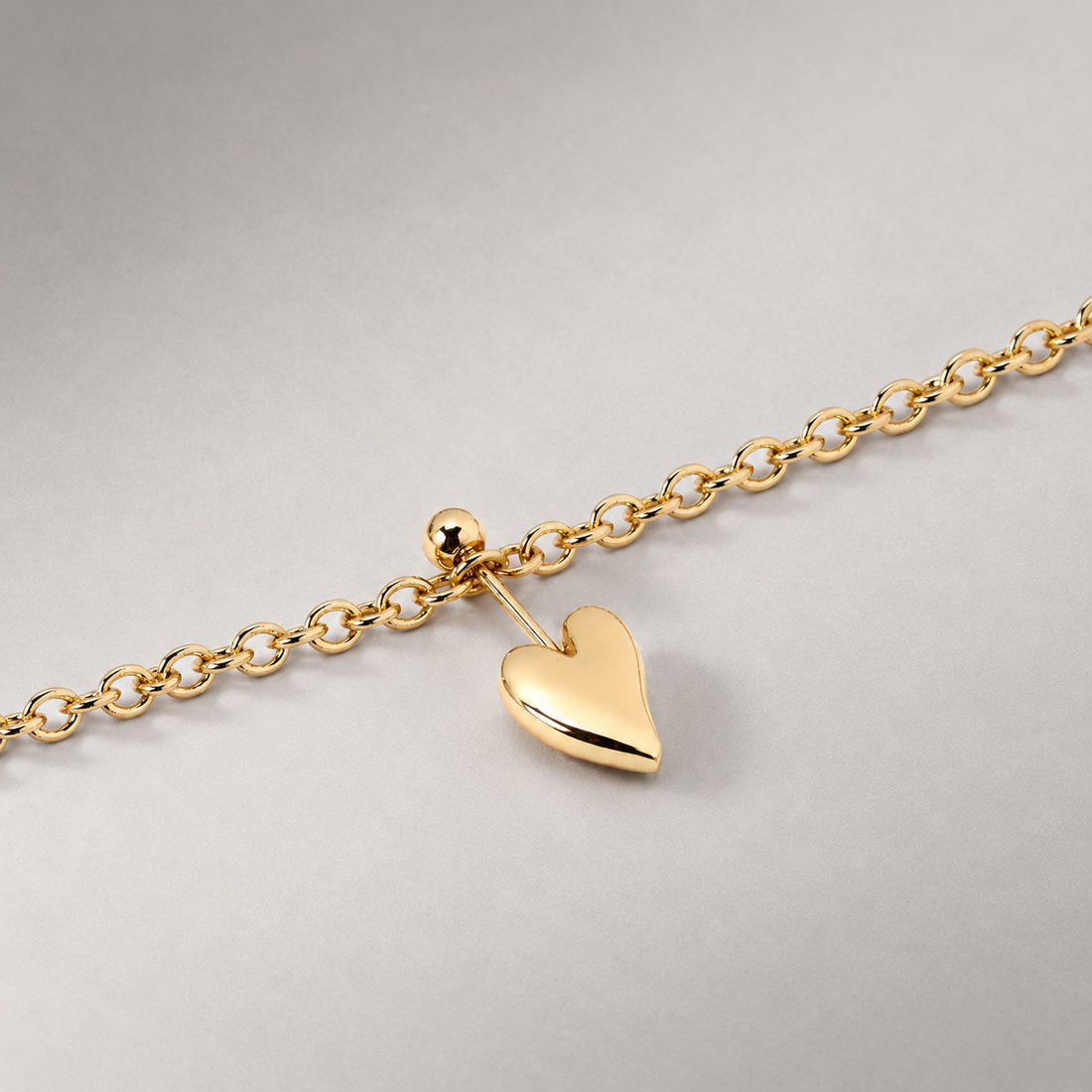 Loff Mini Heart Pin Choker in Gold