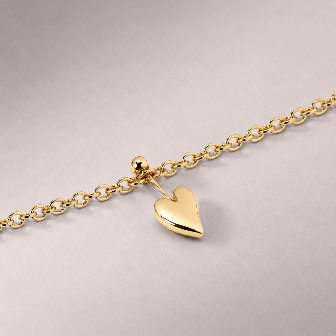 Loff Mini Heart Pin Choker in Gold