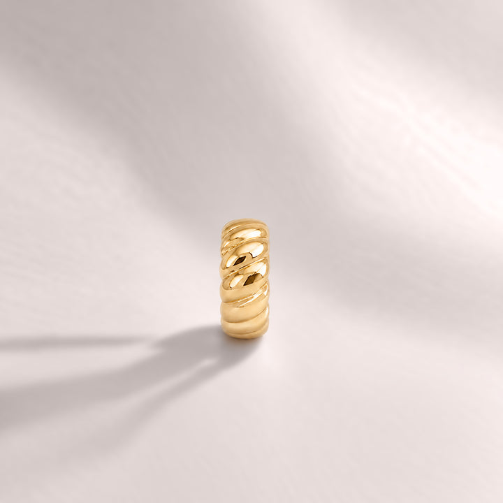 Coral Band Ring in Gold