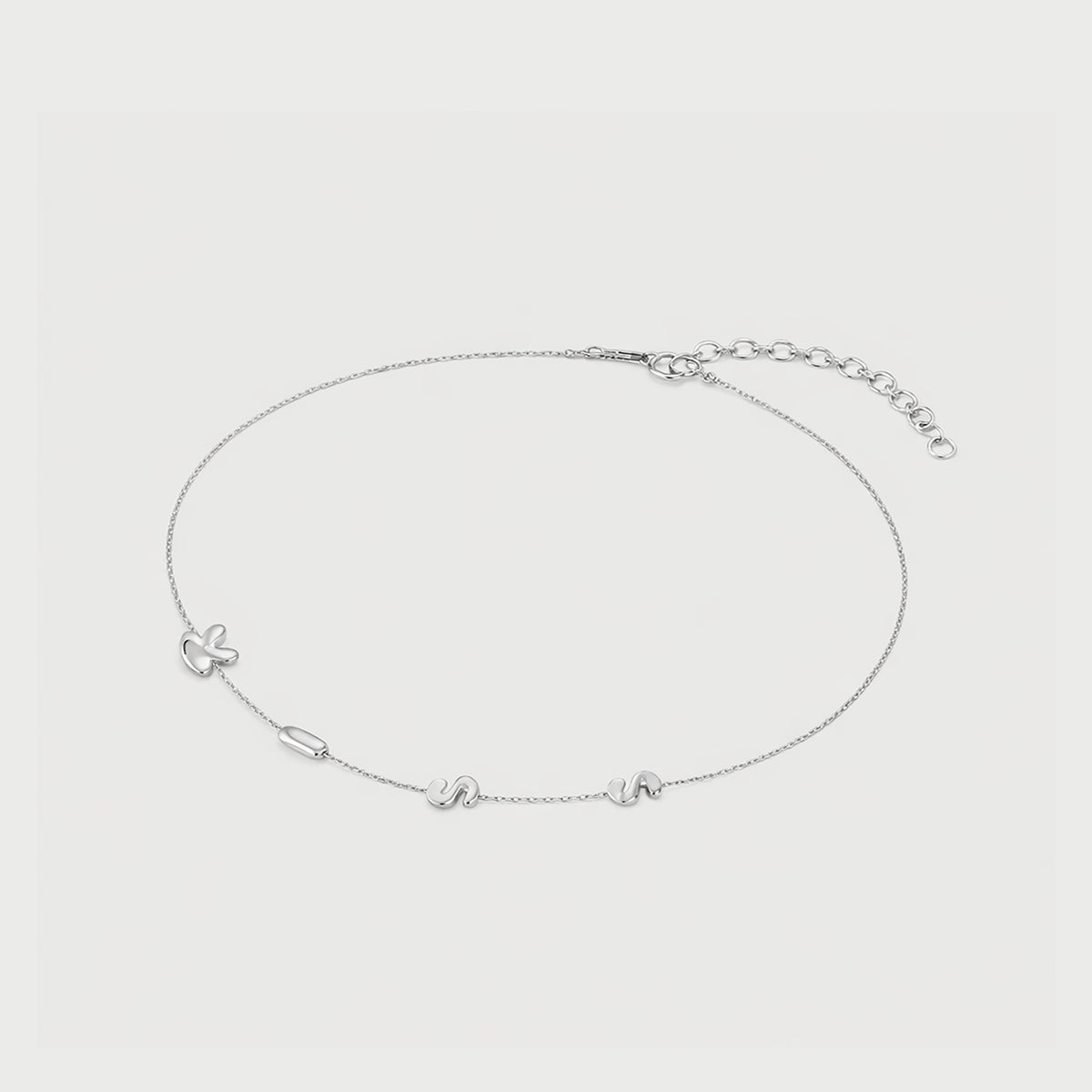 Kiss Necklace in Silver