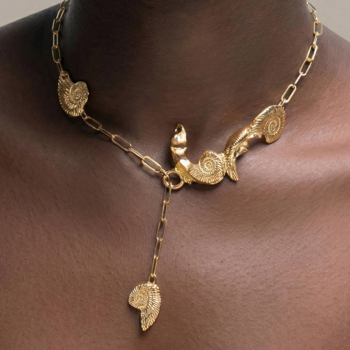 Shell Oldi Medium Necklace in Gold