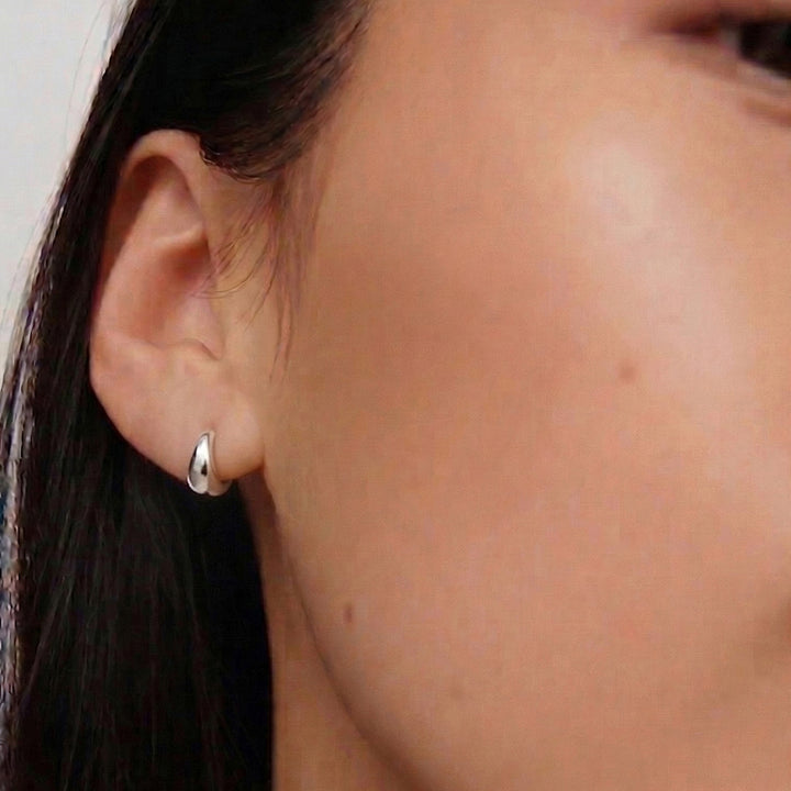 Aalto Mini Hammered Hoop Earrings in Silver