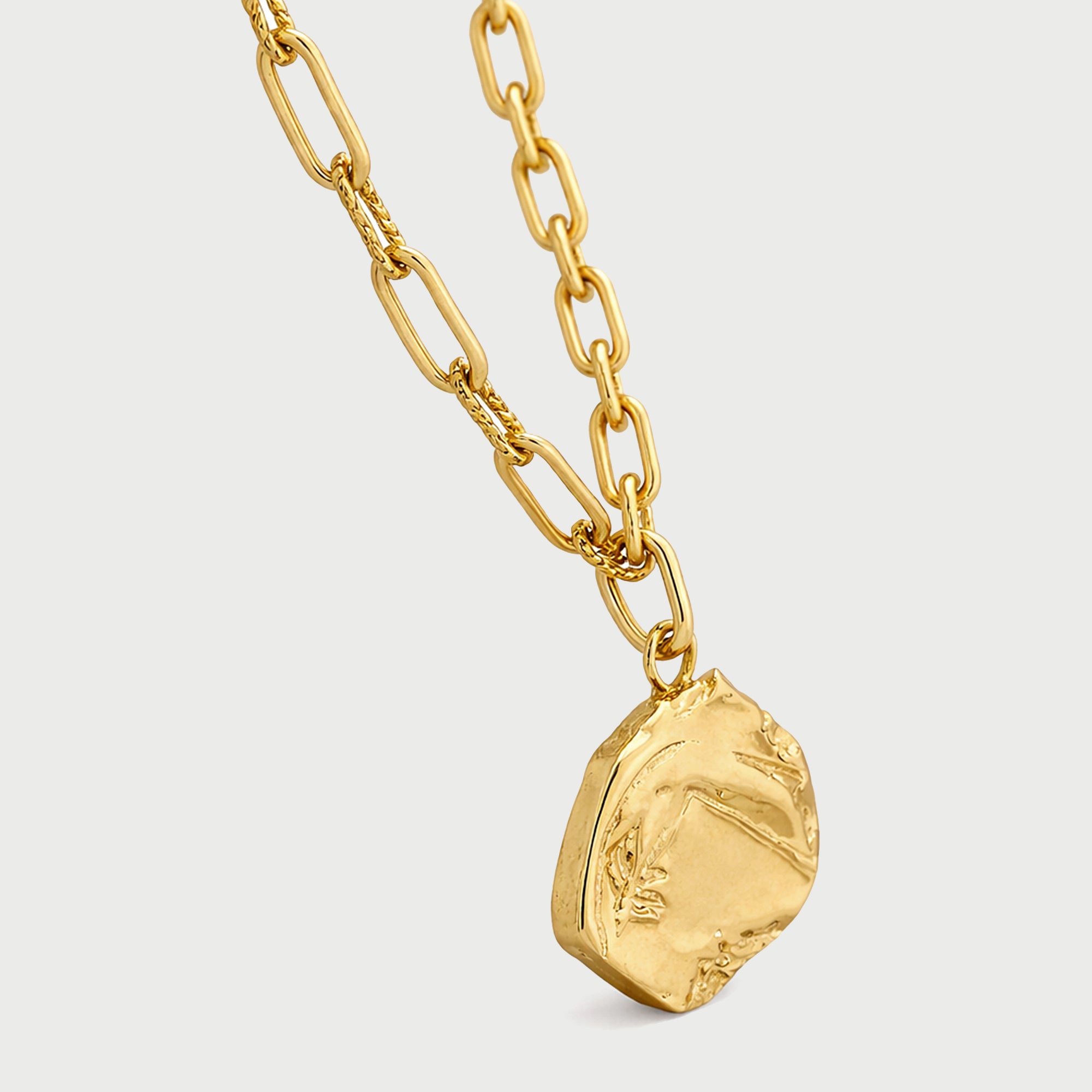Adam Necklace in Gold