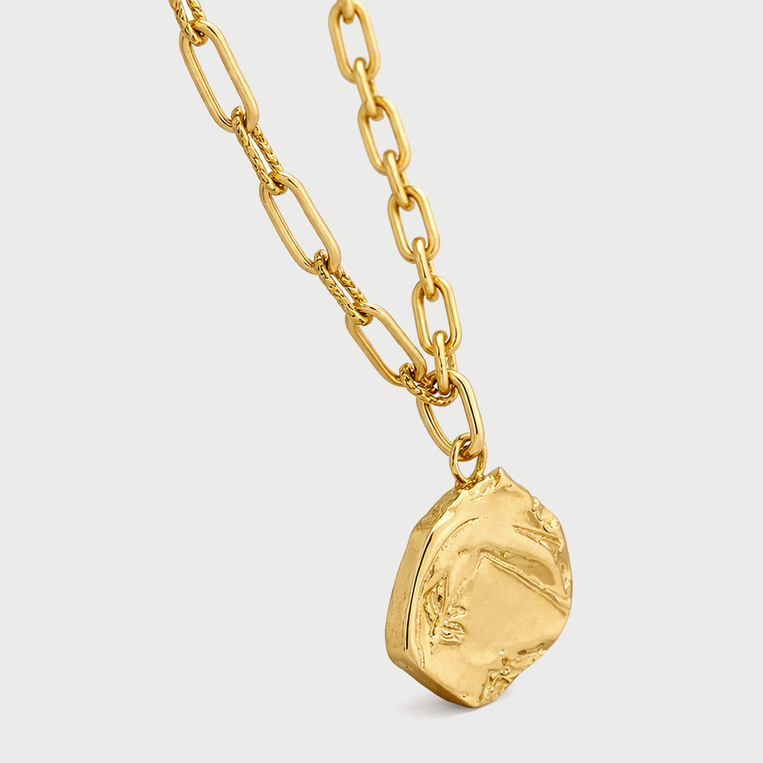 Adam Necklace in Gold