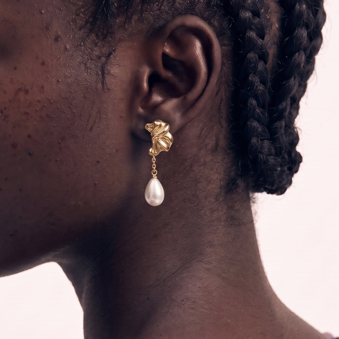 Falermo Mix & Match Drop Earrings In Gold & Pearl