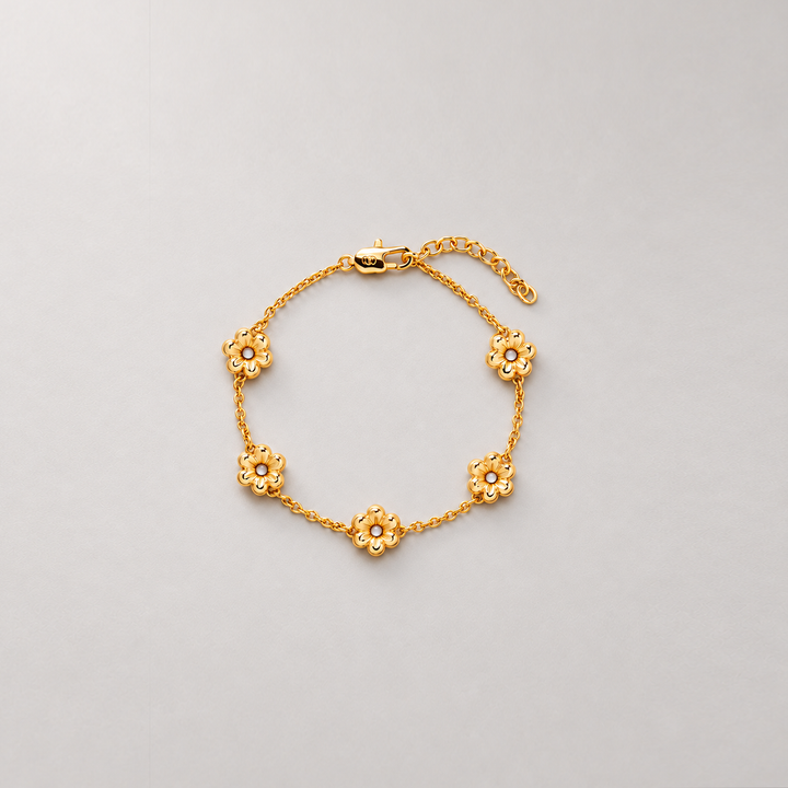 LULO MULTI FLOWER BRACELET IN GOLD