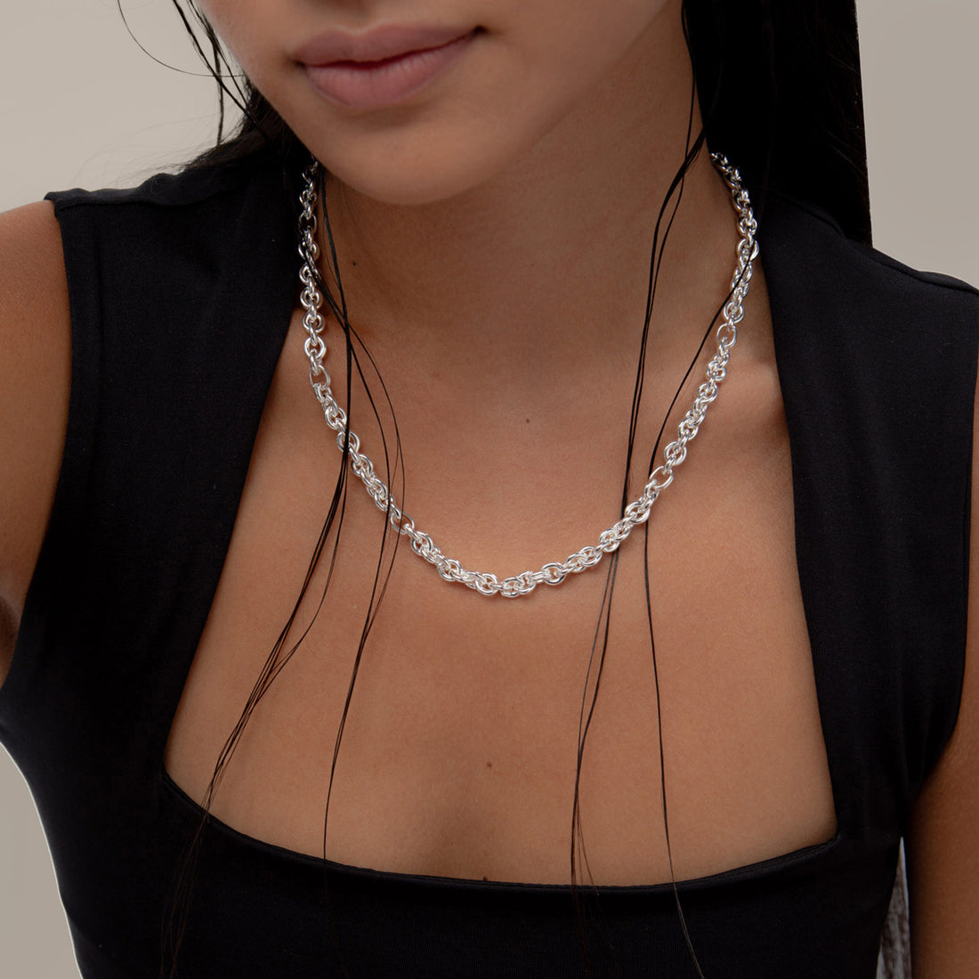 Rollo Midi Chain Medium Necklace  in Silver