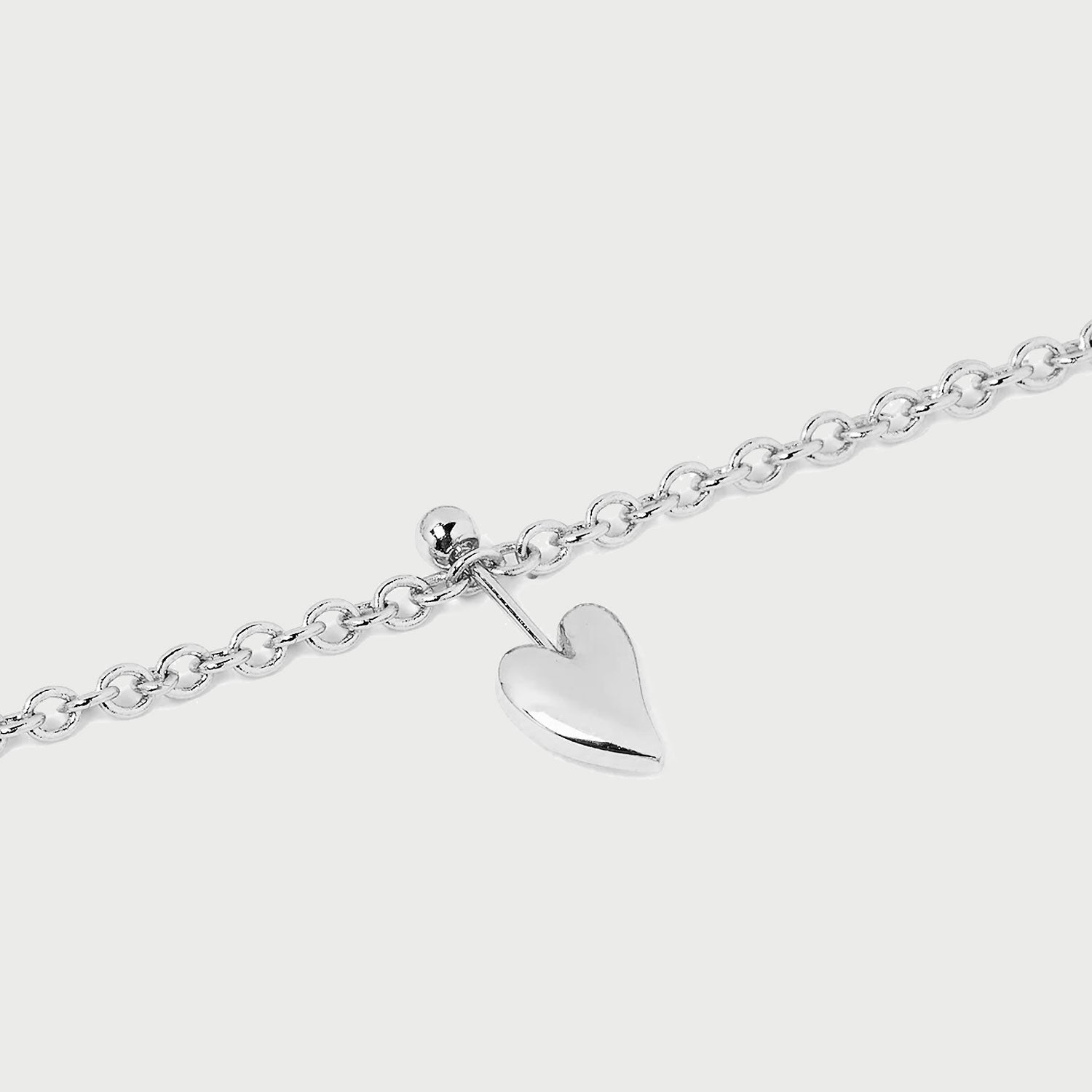 Loff Mini Heart Pin Choker in Silver
