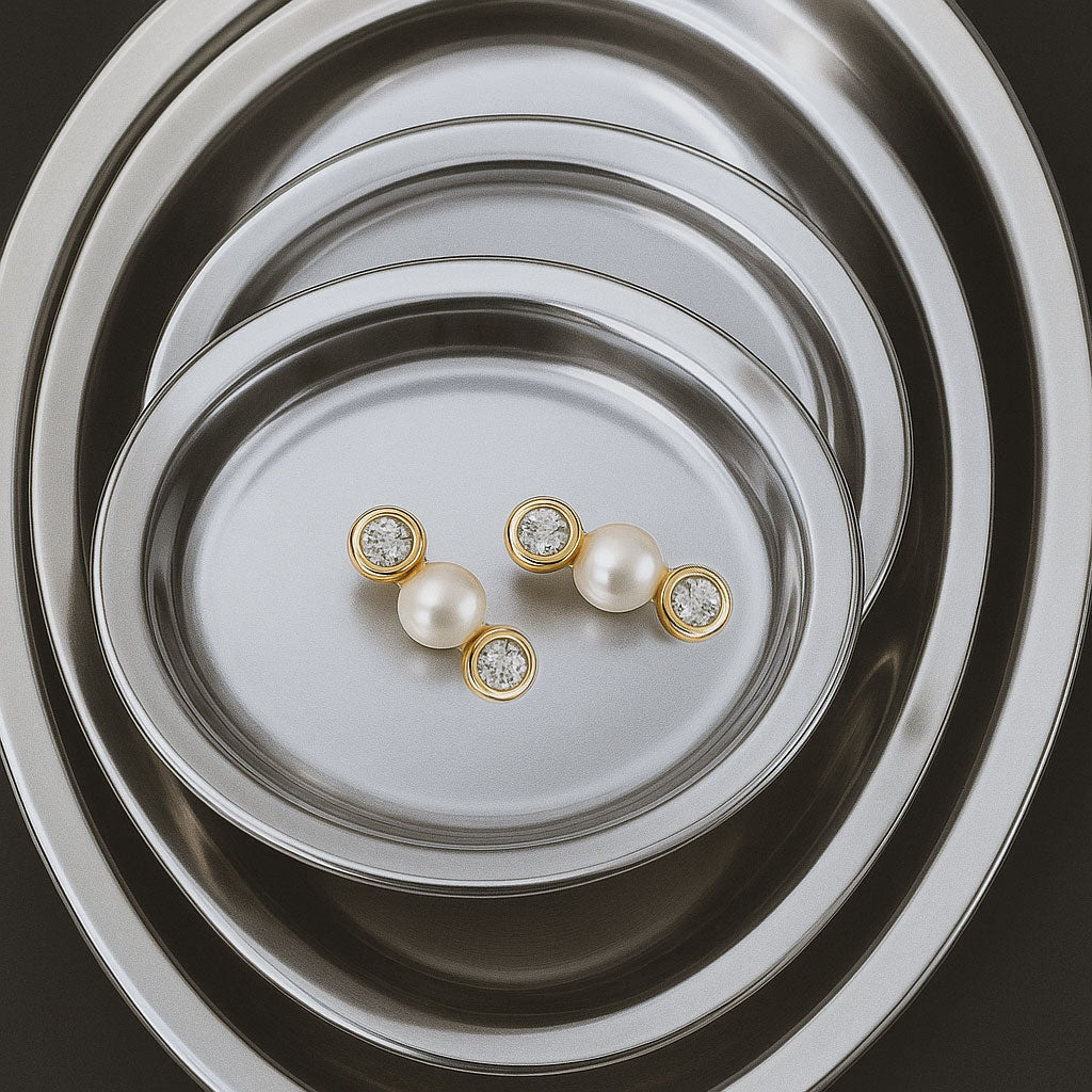 POTOSKA x YOJ Mlvo Mini Pearl Stud Earring in Gold