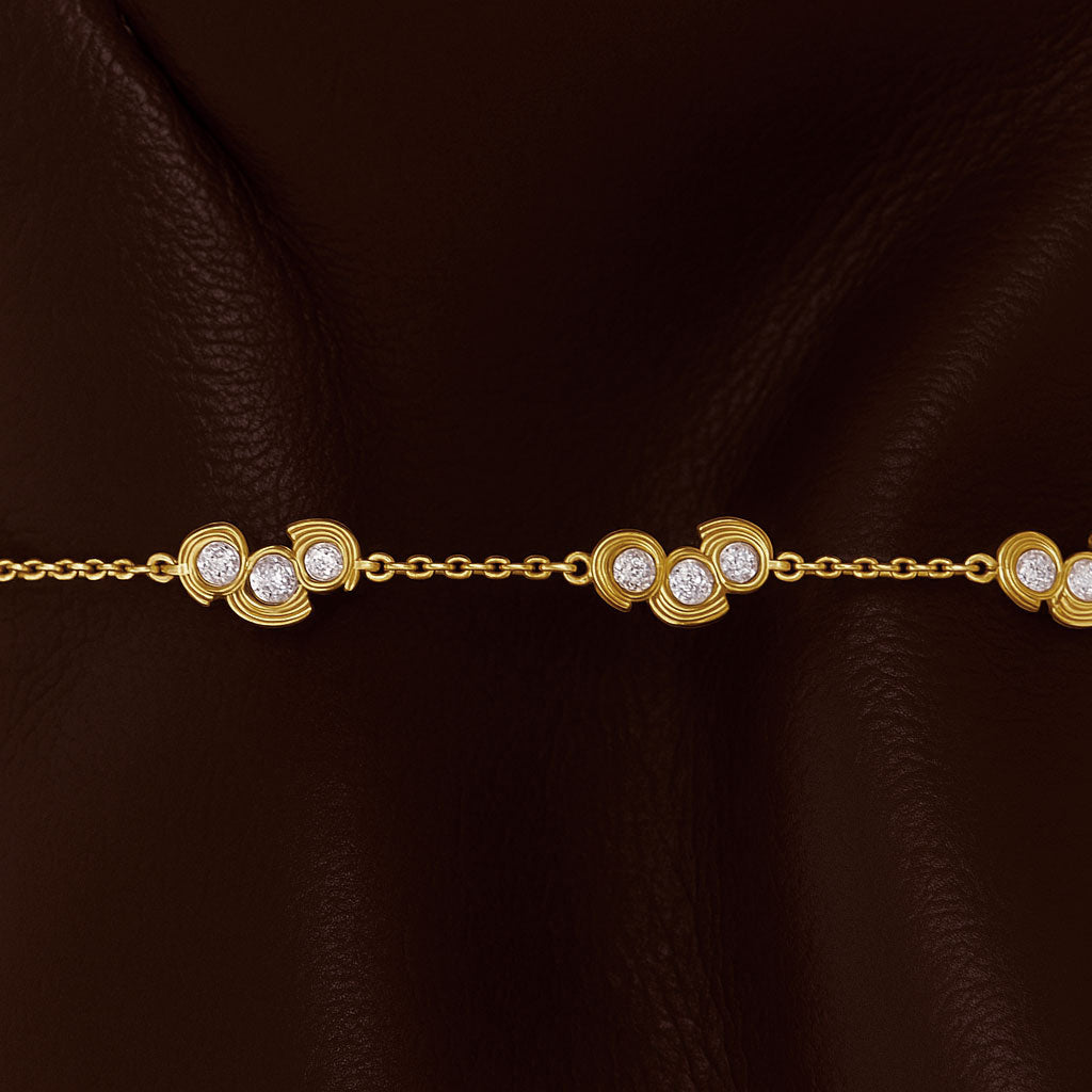 Mavlo Crystal Chain Bracelet in Gold