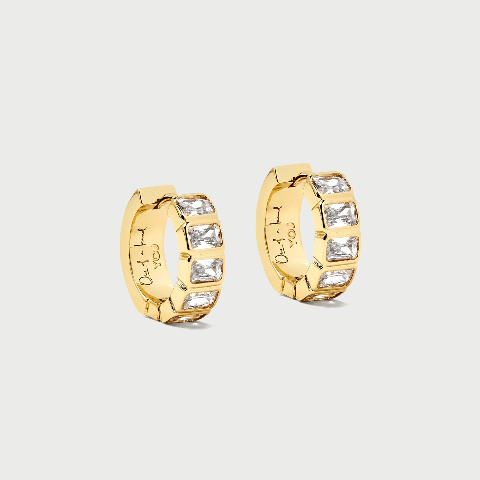 KWARLO MINI PAVE HOOP EARRINGS IN GOLD AND CRYSTALS
