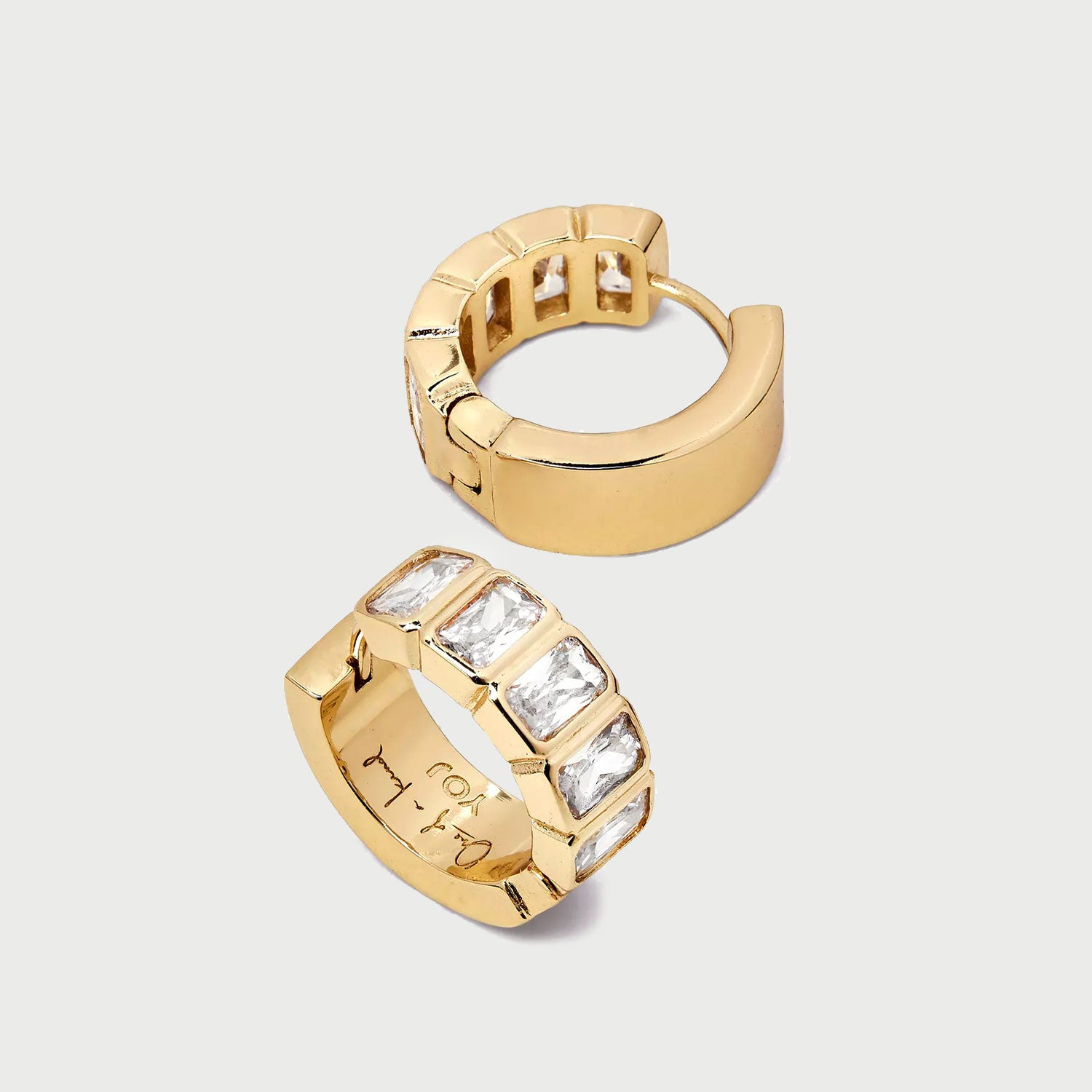 Kwarlo MIni Pave Bar Hoop Earrings