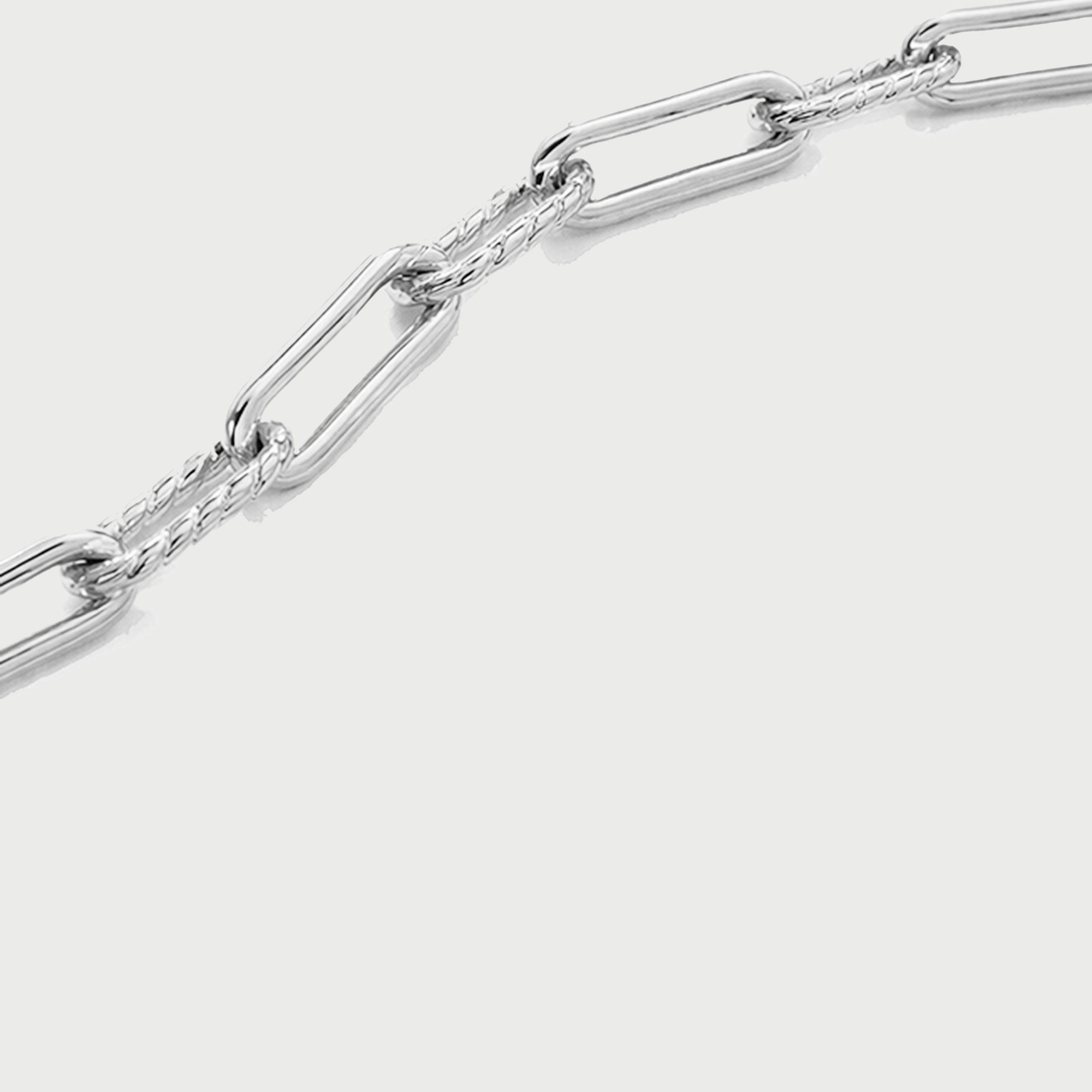 Molten Link Chain Necklace In Silver