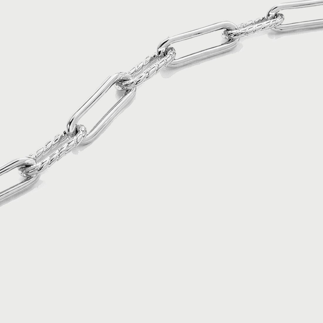 Molten Link Chain Necklace In Silver