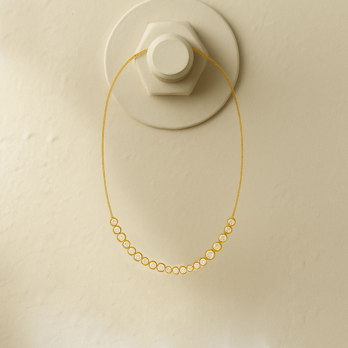 Malvo Maxi Crystal Chain Necklace in Gold