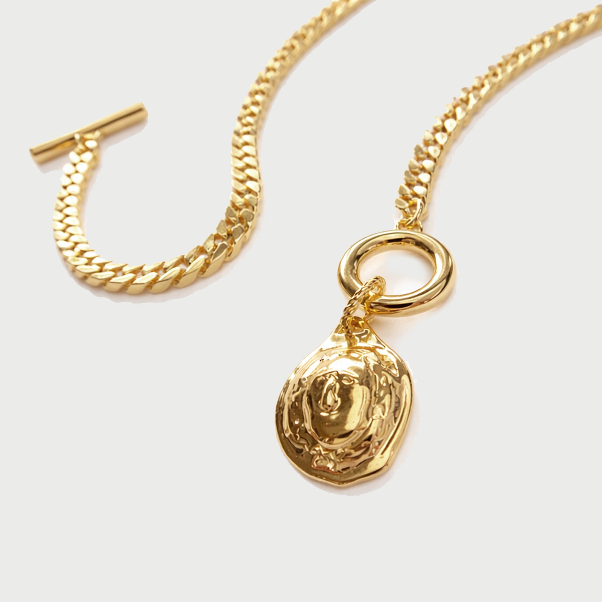 ELENI MINI CURB T-BAR NECKLACE IN GOLD