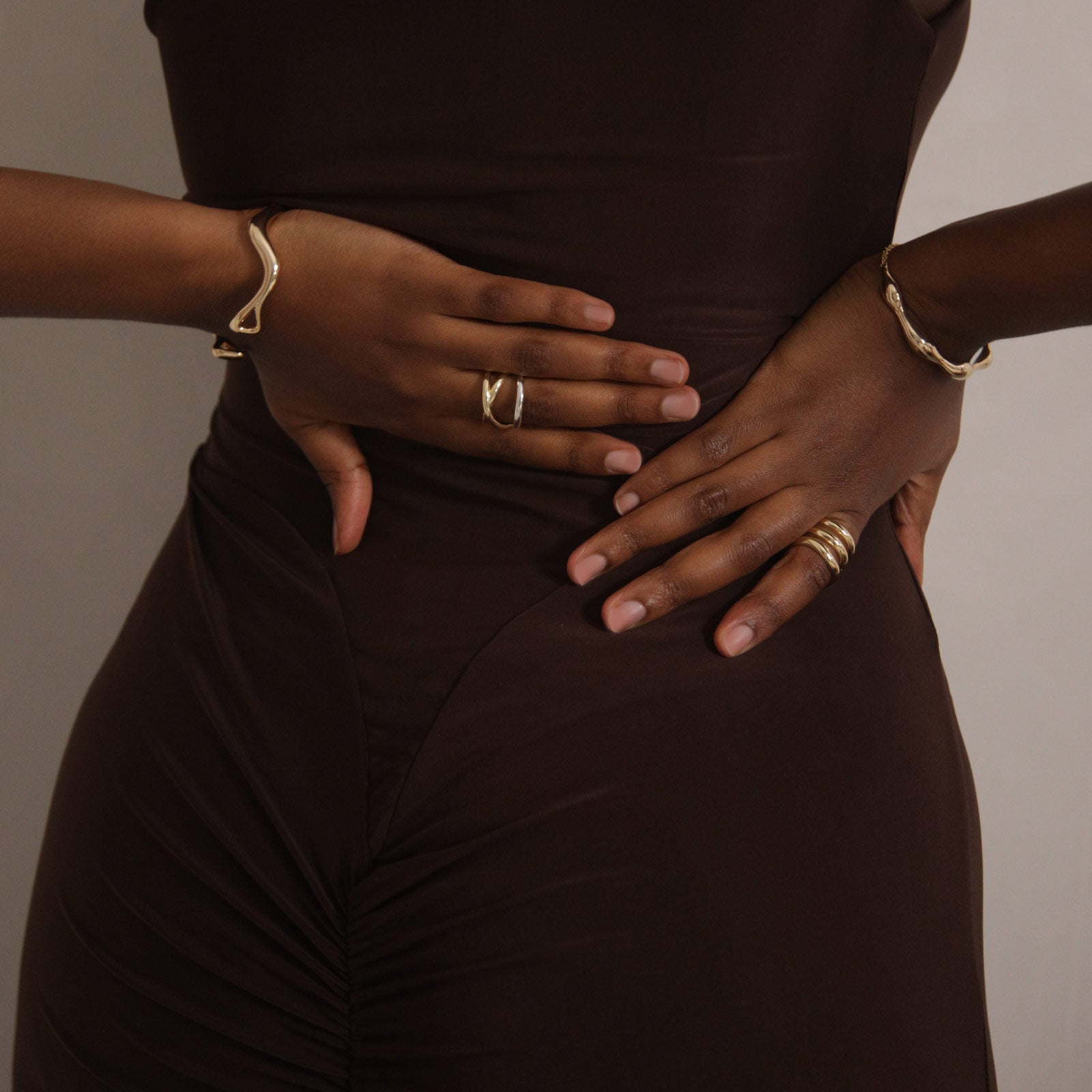 Charlotte x YOJ Arc Ring in Gold