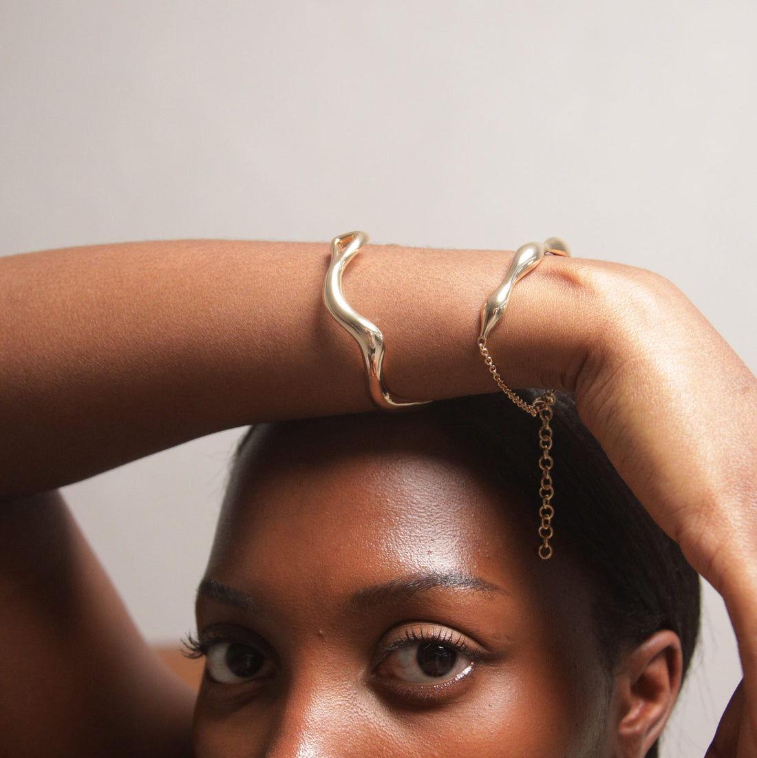 Charlotte x YOJ Siren Wave Bracelet in Gold