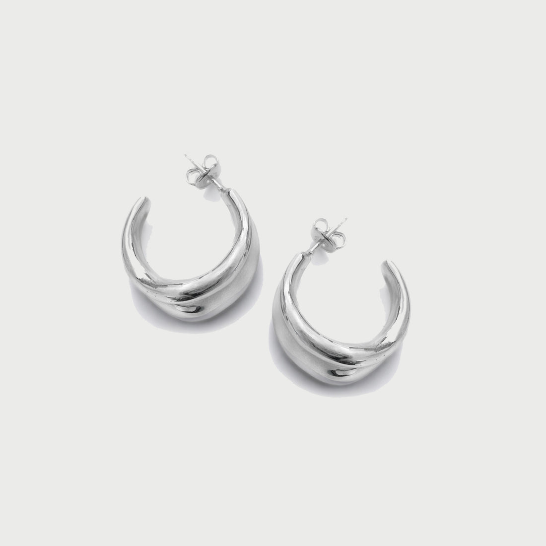 Charlotte x YOJ Molten Curve Earring in Silver