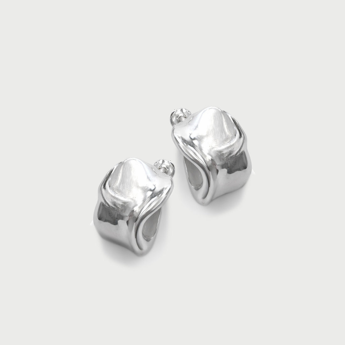 Charlotte x YOJ Molten Curve Earring in Silver