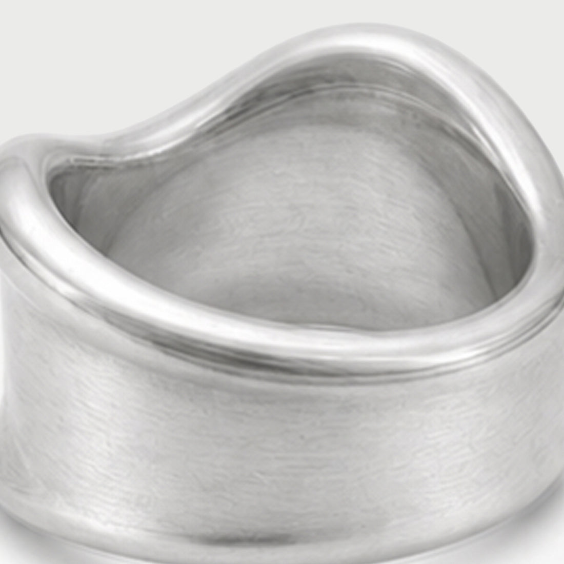 Molten Curve Ring in Silver