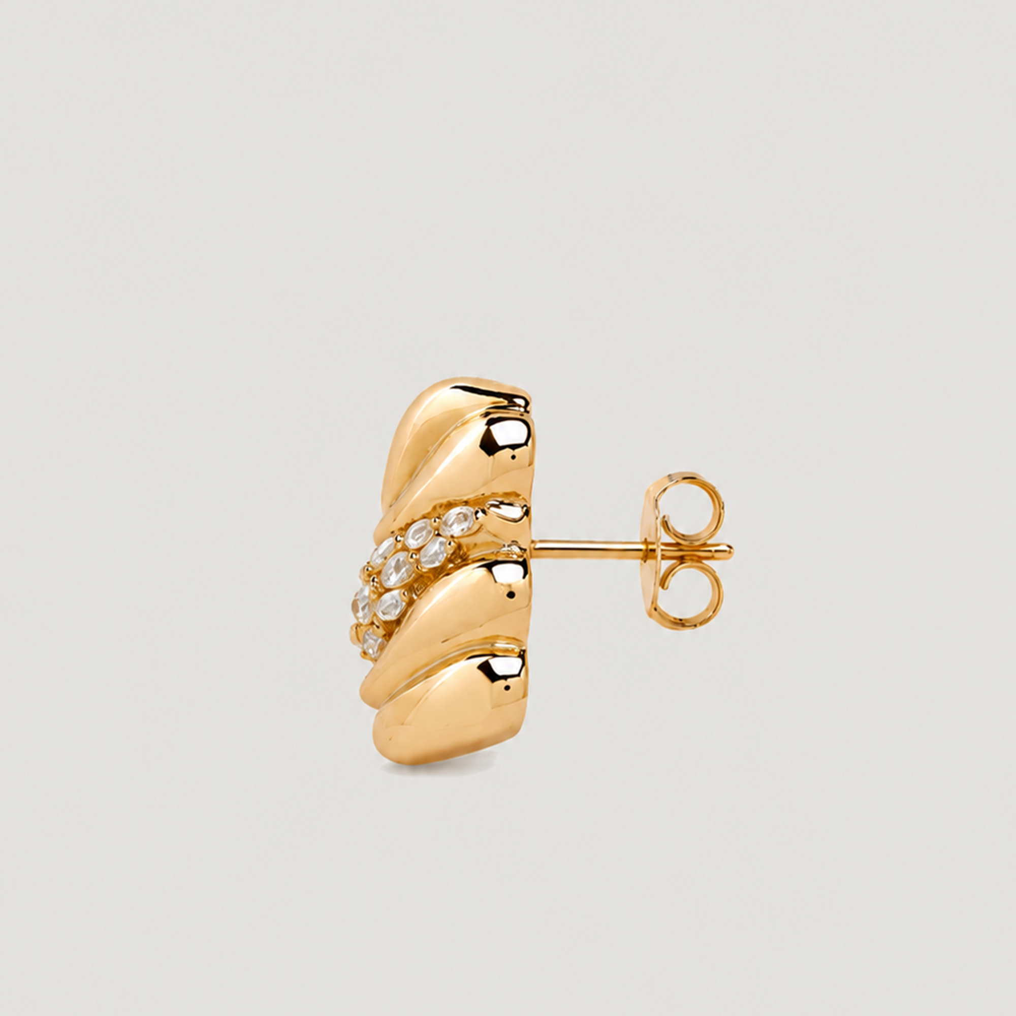 LAQUE EARRINGS IN GOLD AND CRYSTALS