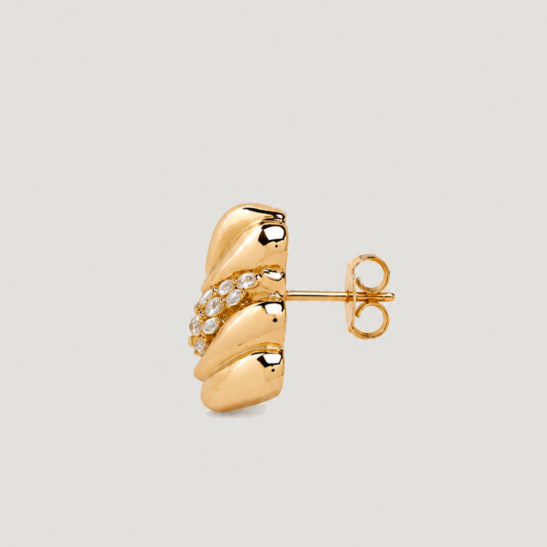 LAQUE EARRINGS IN GOLD AND CRYSTALS