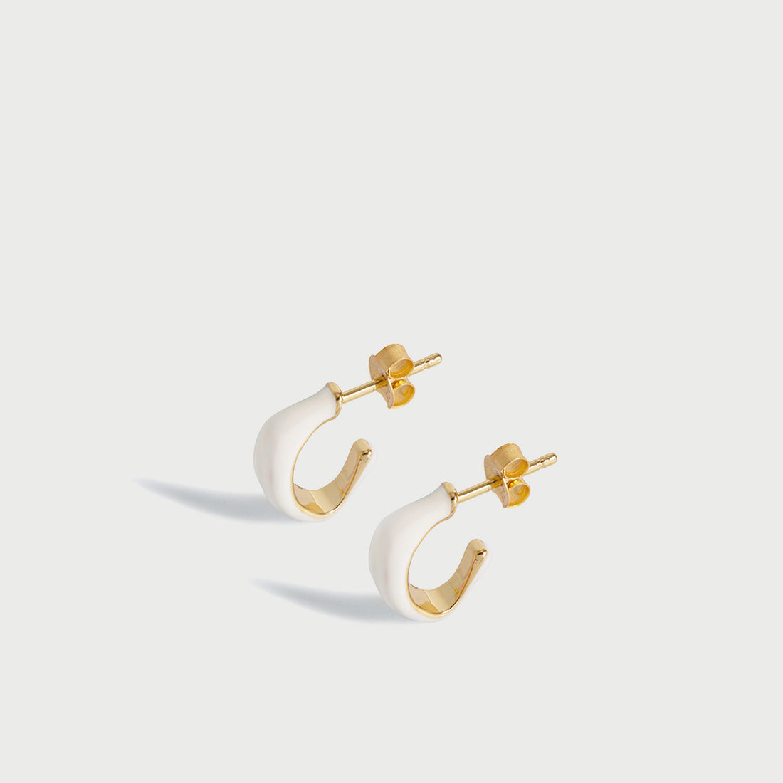 Small Pero Hoop Earrings in Gold and White