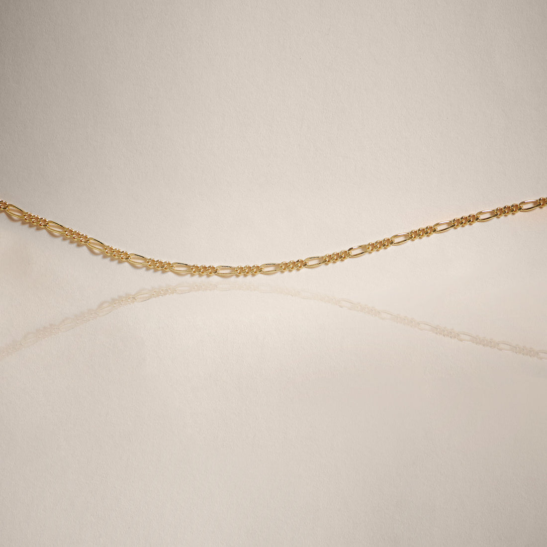 Figaro Slim Choker Necklace in Gold