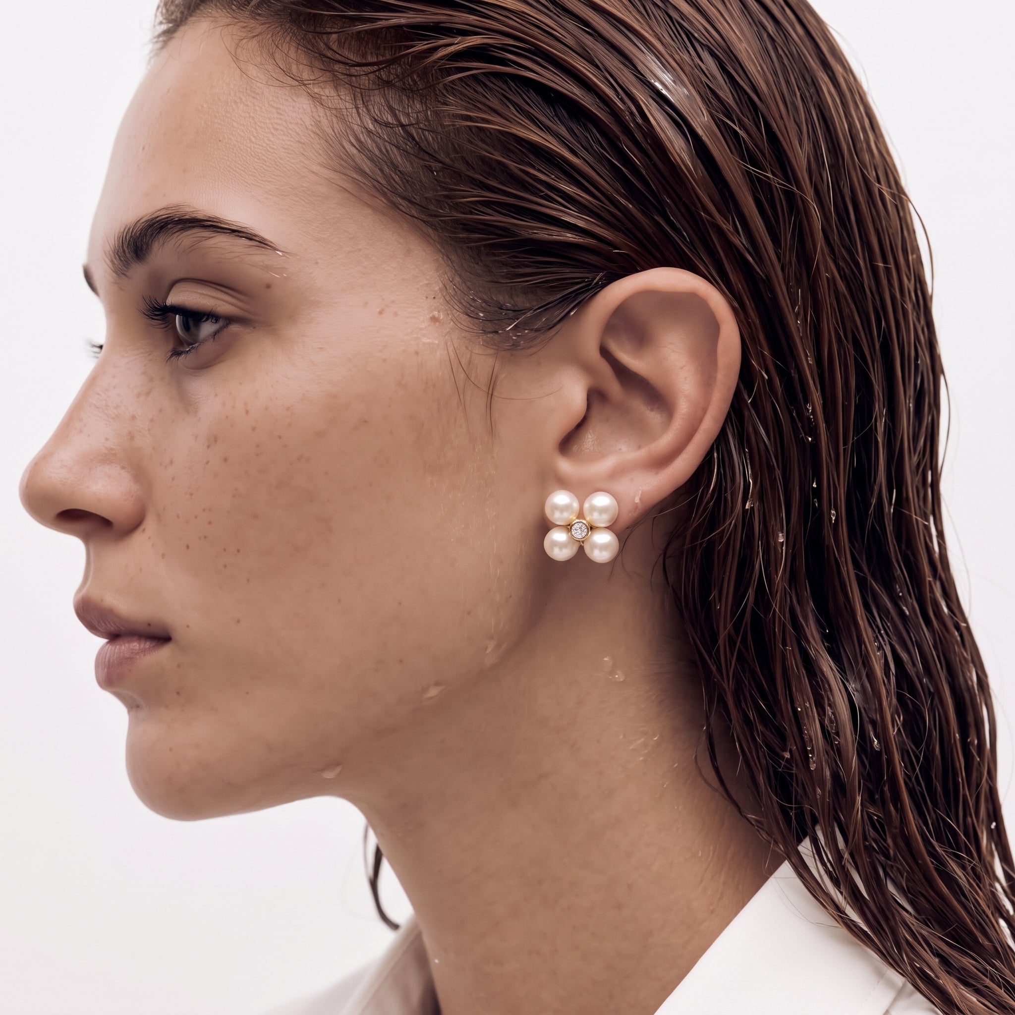 PALERMO MIDI PEARL STUDS IN GOLD CRYSTAL & PEARLS