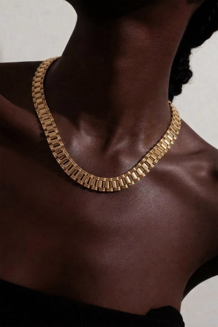 Cratford Necklace in Gold