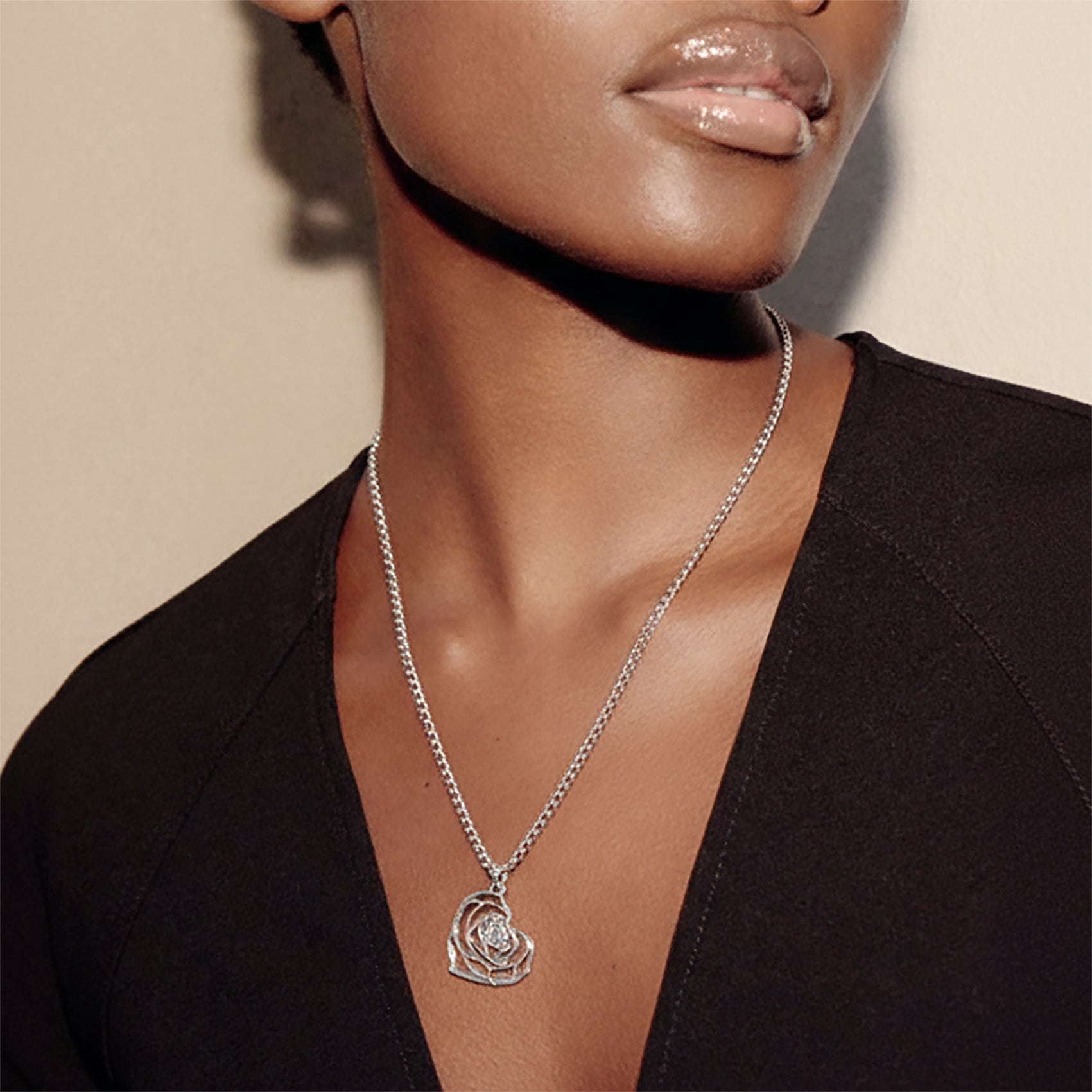 Her Rose Heart Necklace in Silver