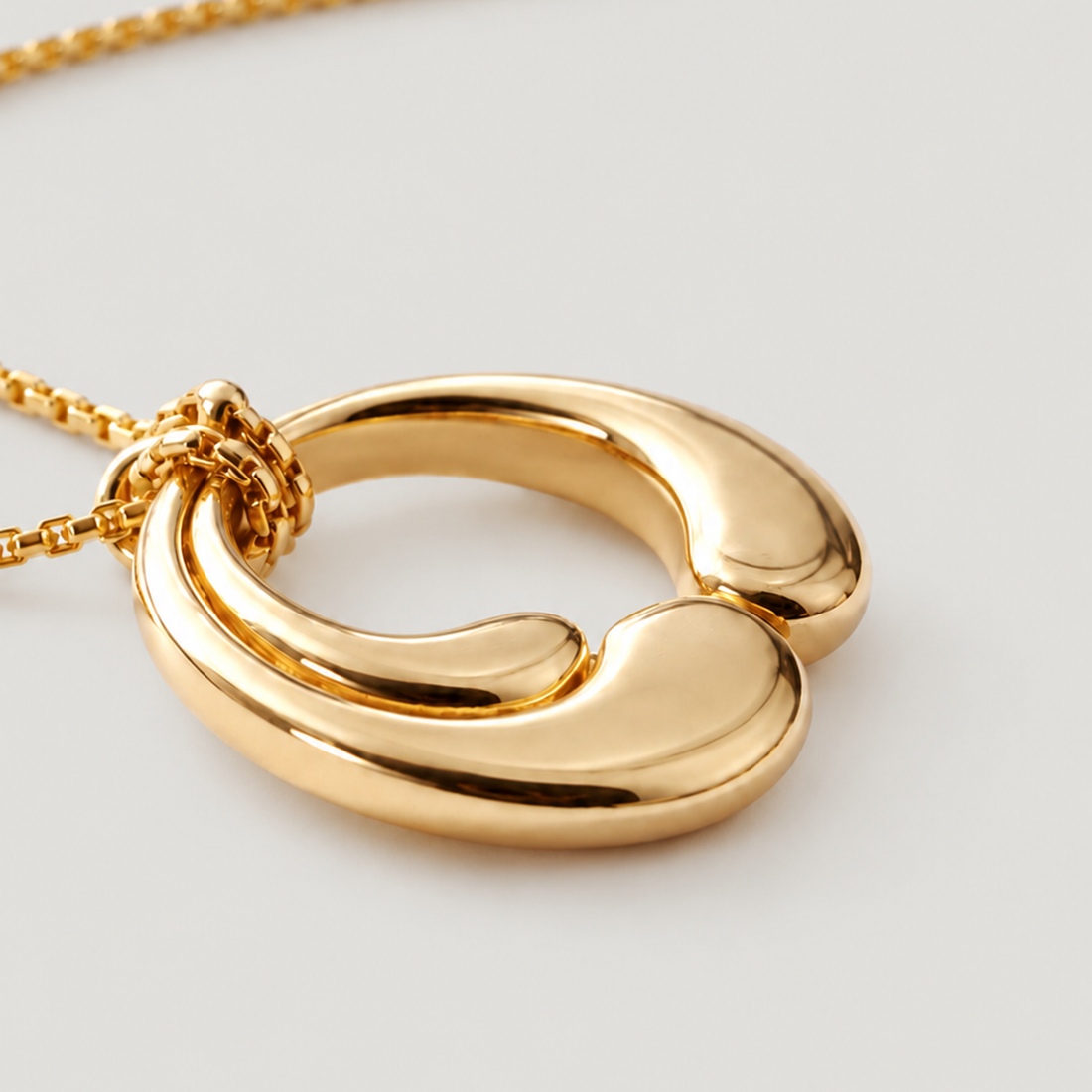 WAVE NECKLACE IN GOLD