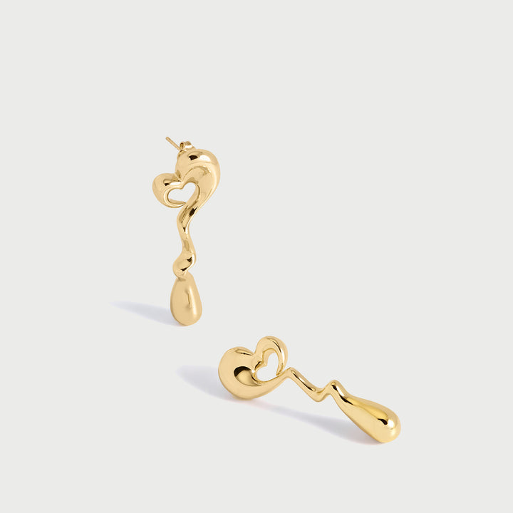 Heart Maxi Face On Stud Earrings in Gold