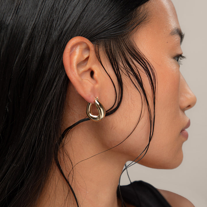 Falin Mini Chubby Hoop Earrings in Gold