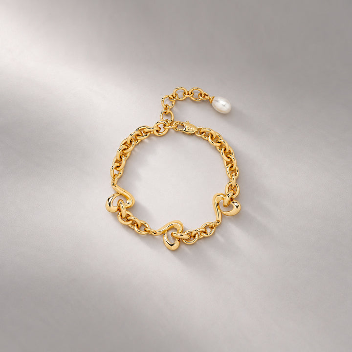 Agape Chain Bracelet in Gold