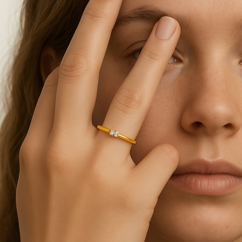 14ct Yellow Gold Band Diamond Skinny Ring