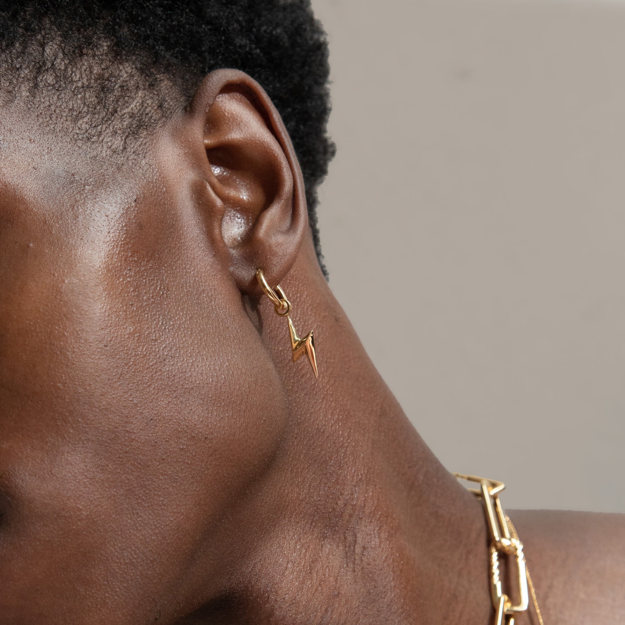 Lightning Single Hoop in Gold