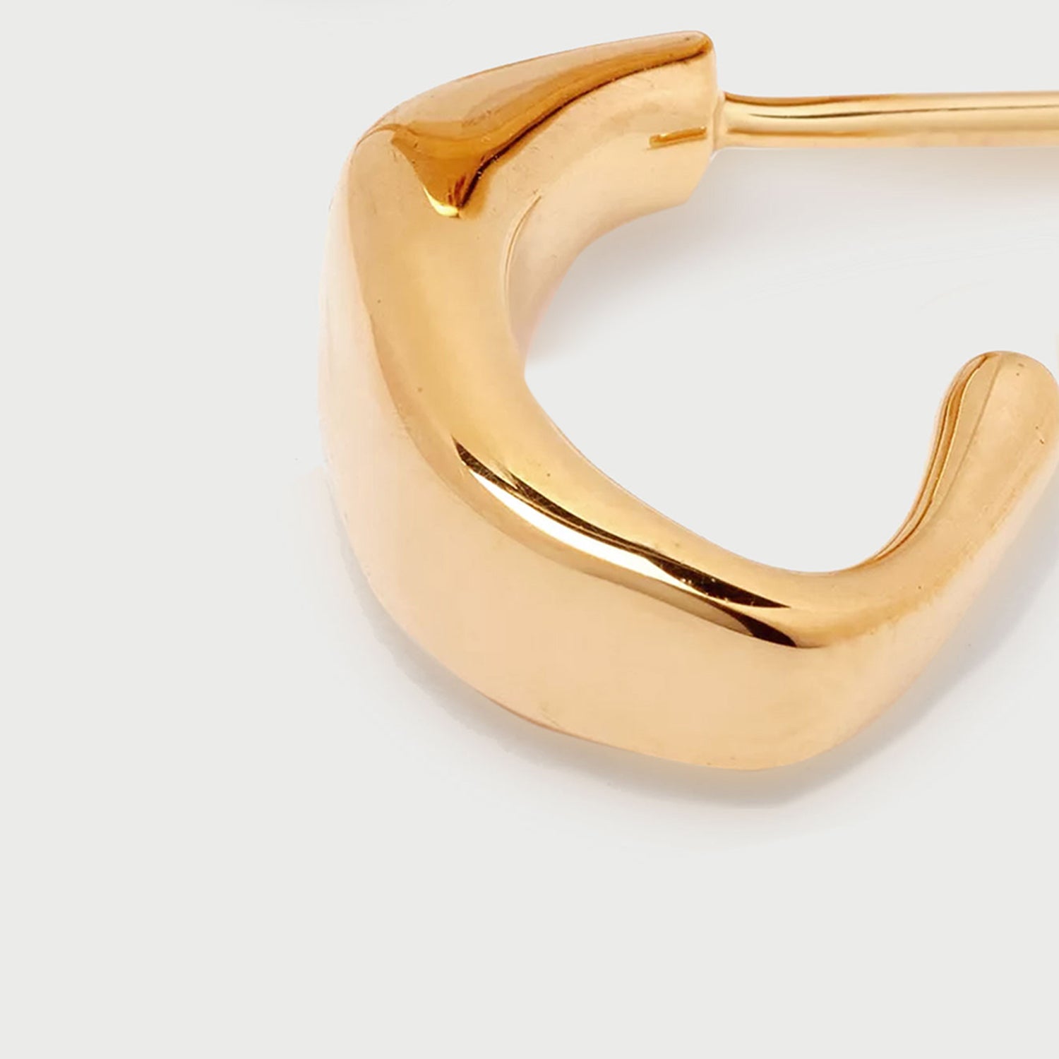 Pero Single Hoop Earring in Gold