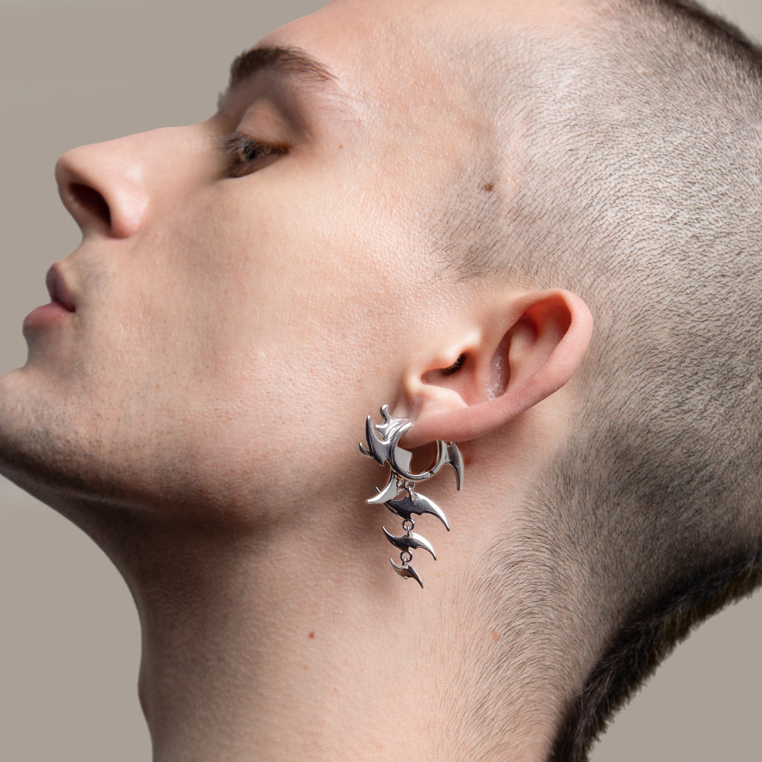 CUTOUT x YOJ Claw Single Hoop Earring