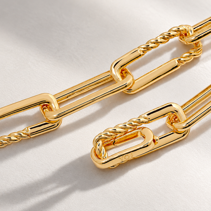 Oto Maxi Chain Necklace in Gold