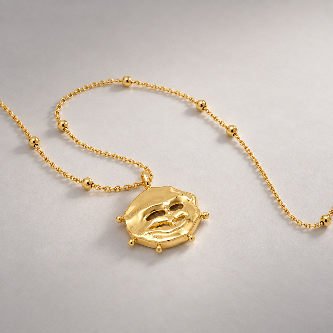 BISOU NECKLACE IN GOLD