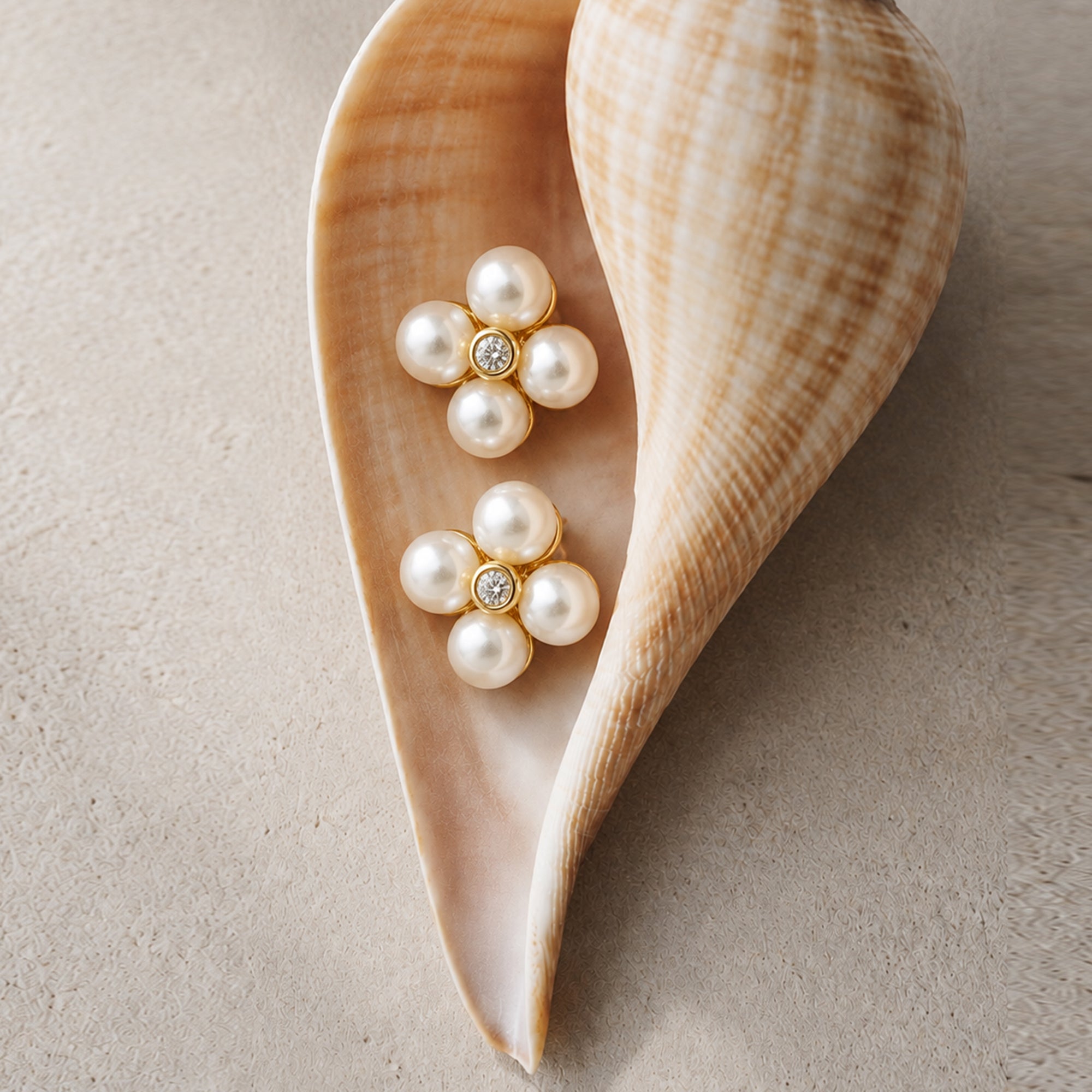 PALERMO MIDI PEARL STUDS IN GOLD CRYSTAL & PEARLS