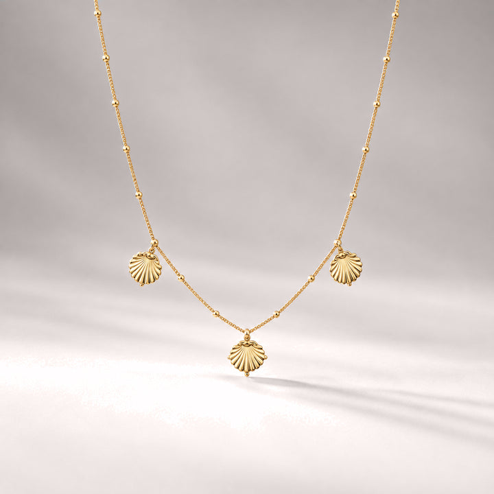 Concha Choker Beaded Necklace  in Gold