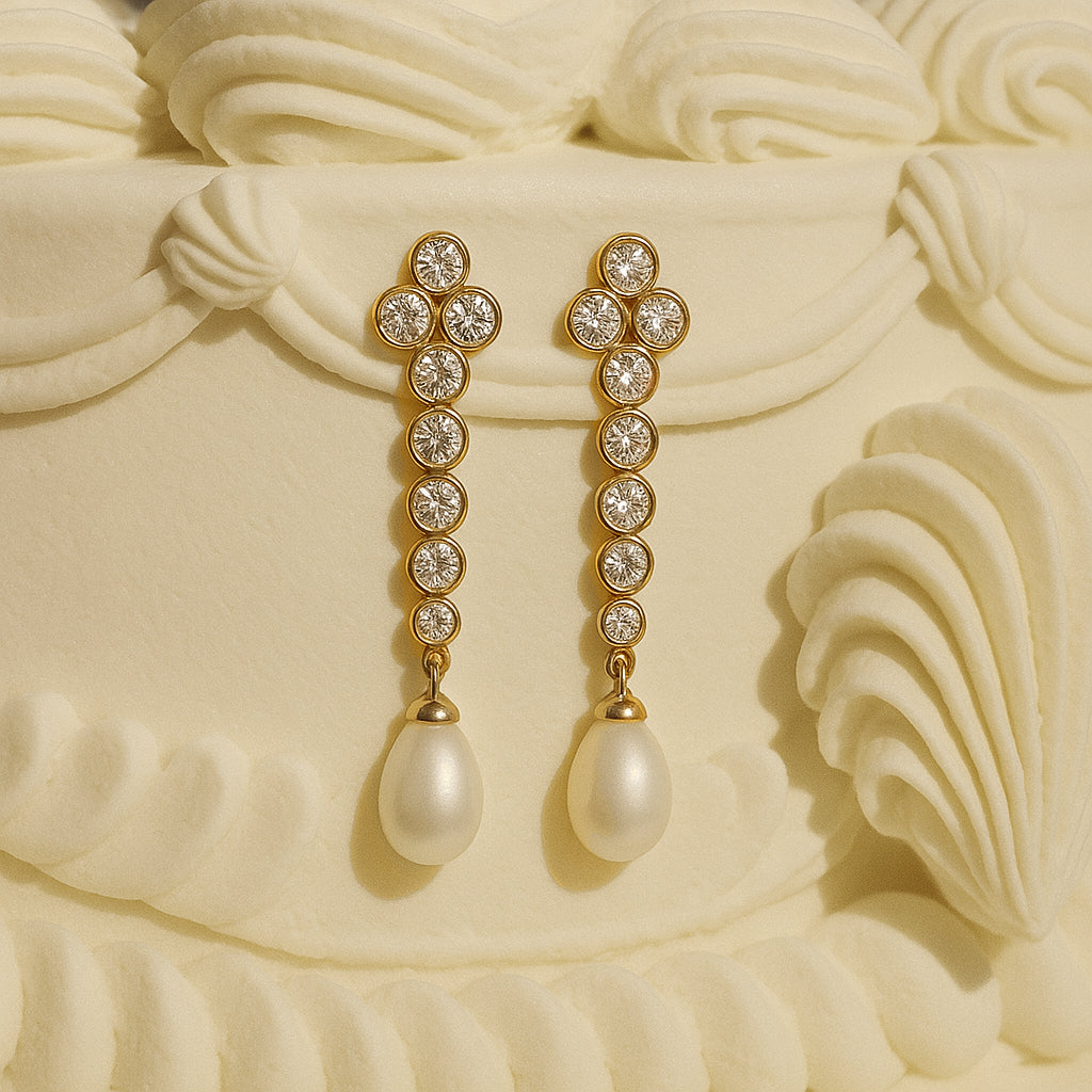 Drop Averi Crystal Earrings in Gold