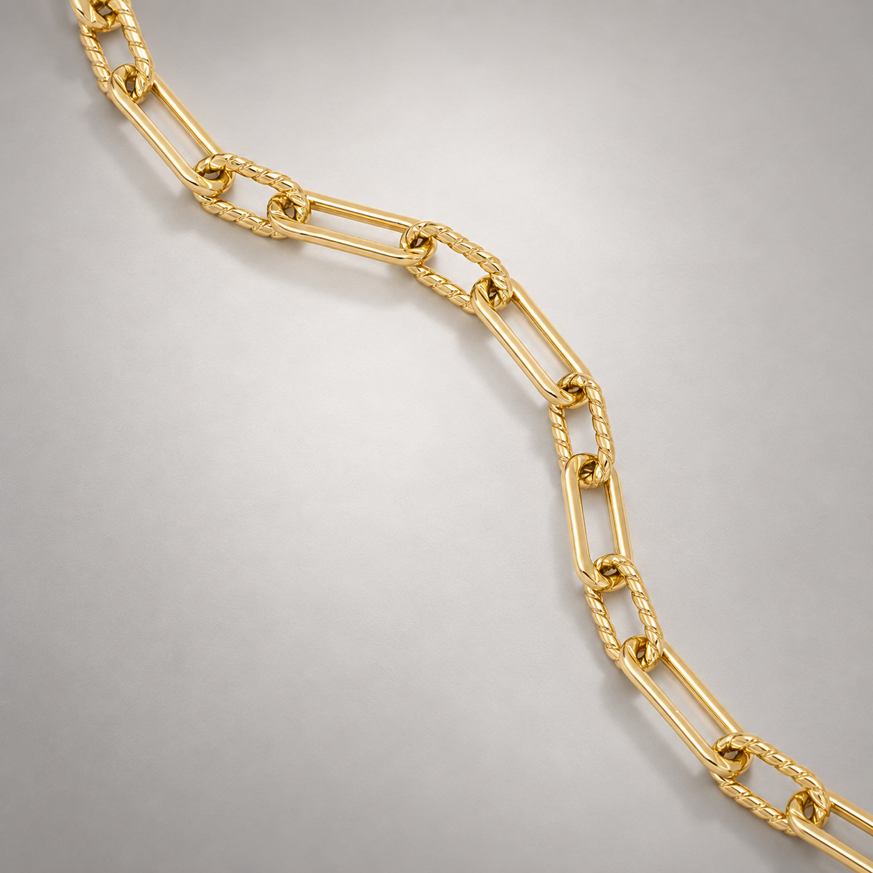Oto Slim Rope Chain Bracelet in Gold