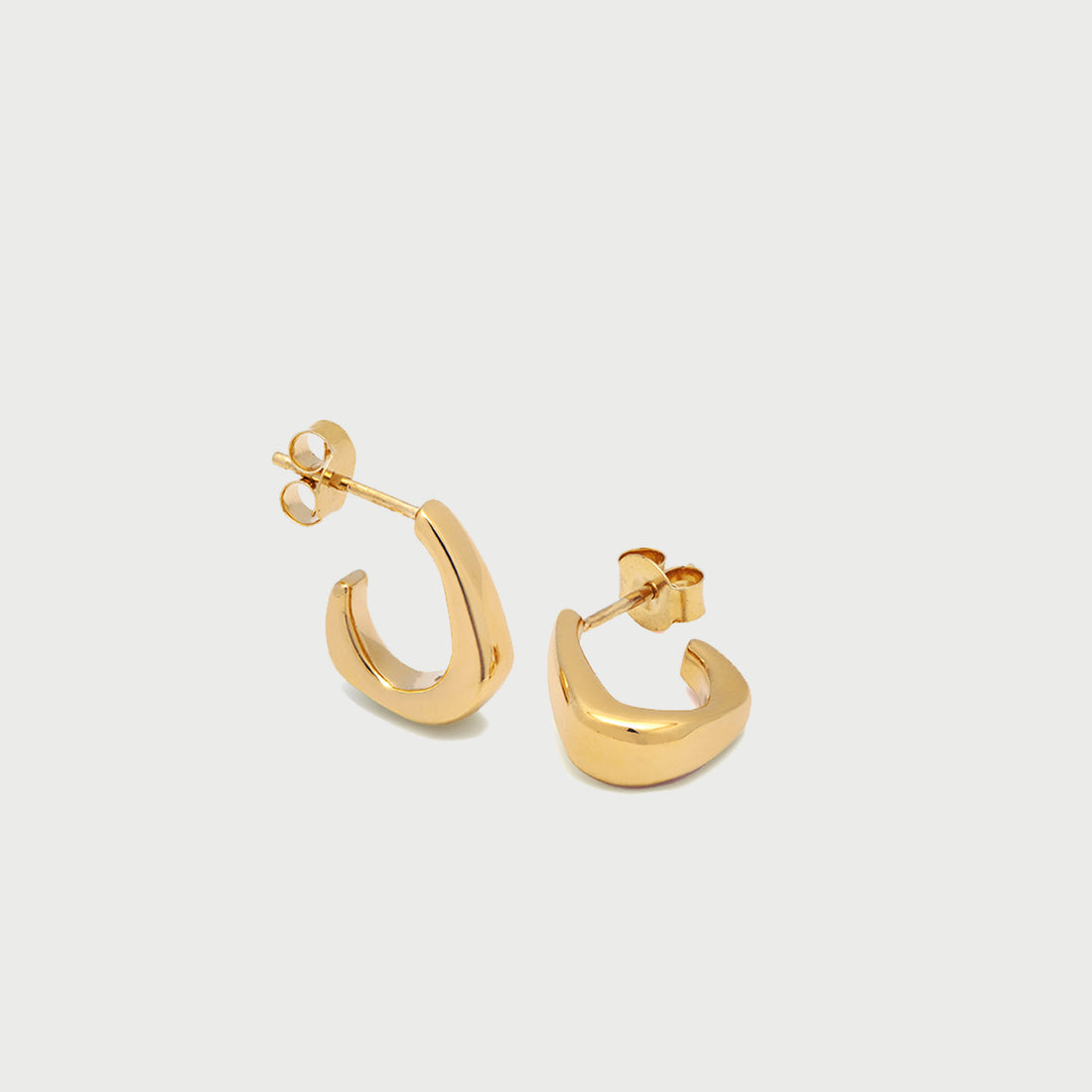 Pero Small Hoop Earrings in Gold