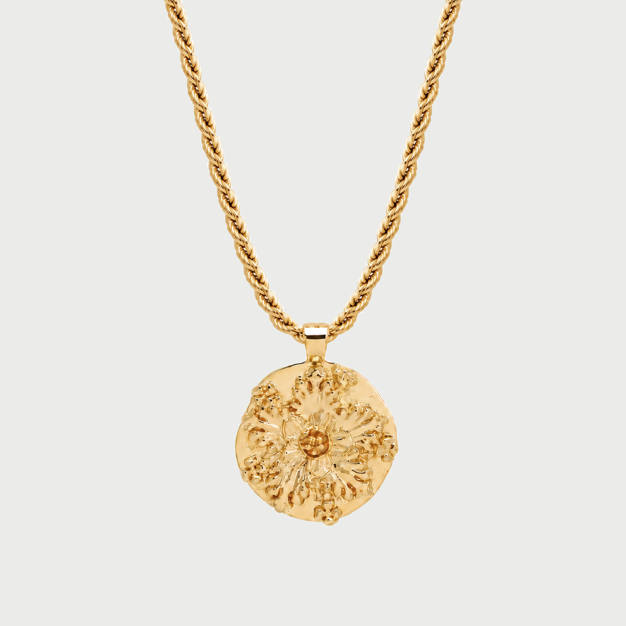 Flower Pendant Rope Necklace In Gold