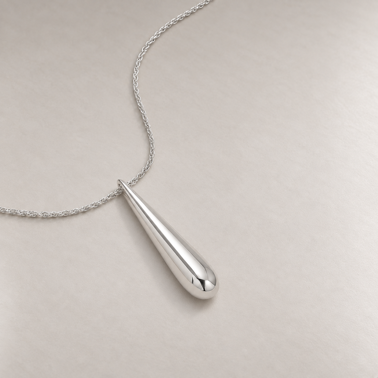 Eos Teardrop Necklace in Silver
