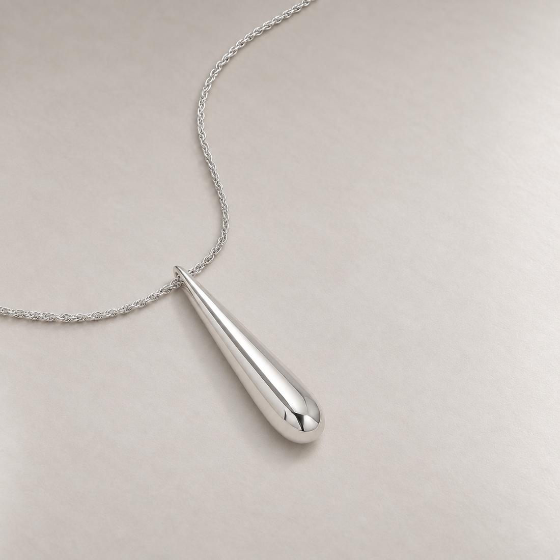 Eos Teardrop Necklace in Silver